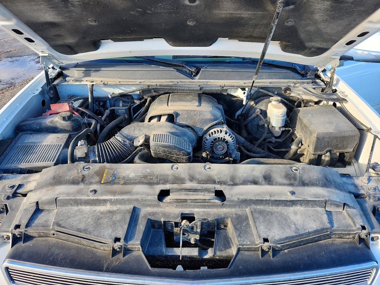 2010 CHEVROLET SUBURBAN K1500 LT photo 12