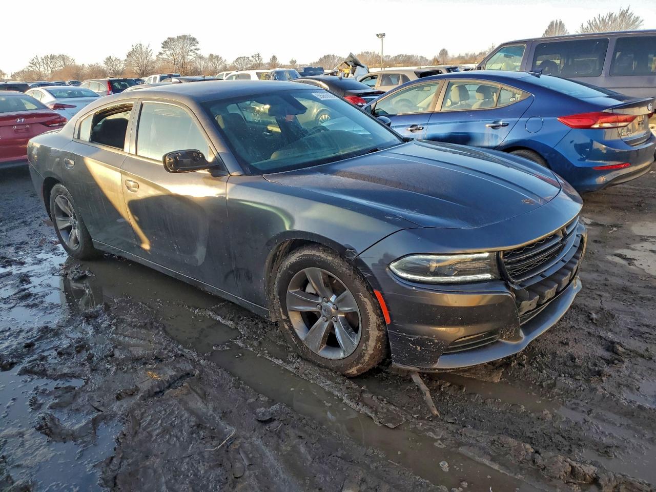 2016 DODGE CHARGER SXT photo 4