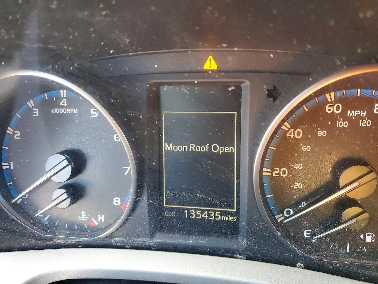 2018 TOYOTA RAV4 XLE photo 17