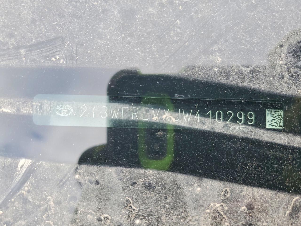 2018 TOYOTA RAV4 XLE photo 26