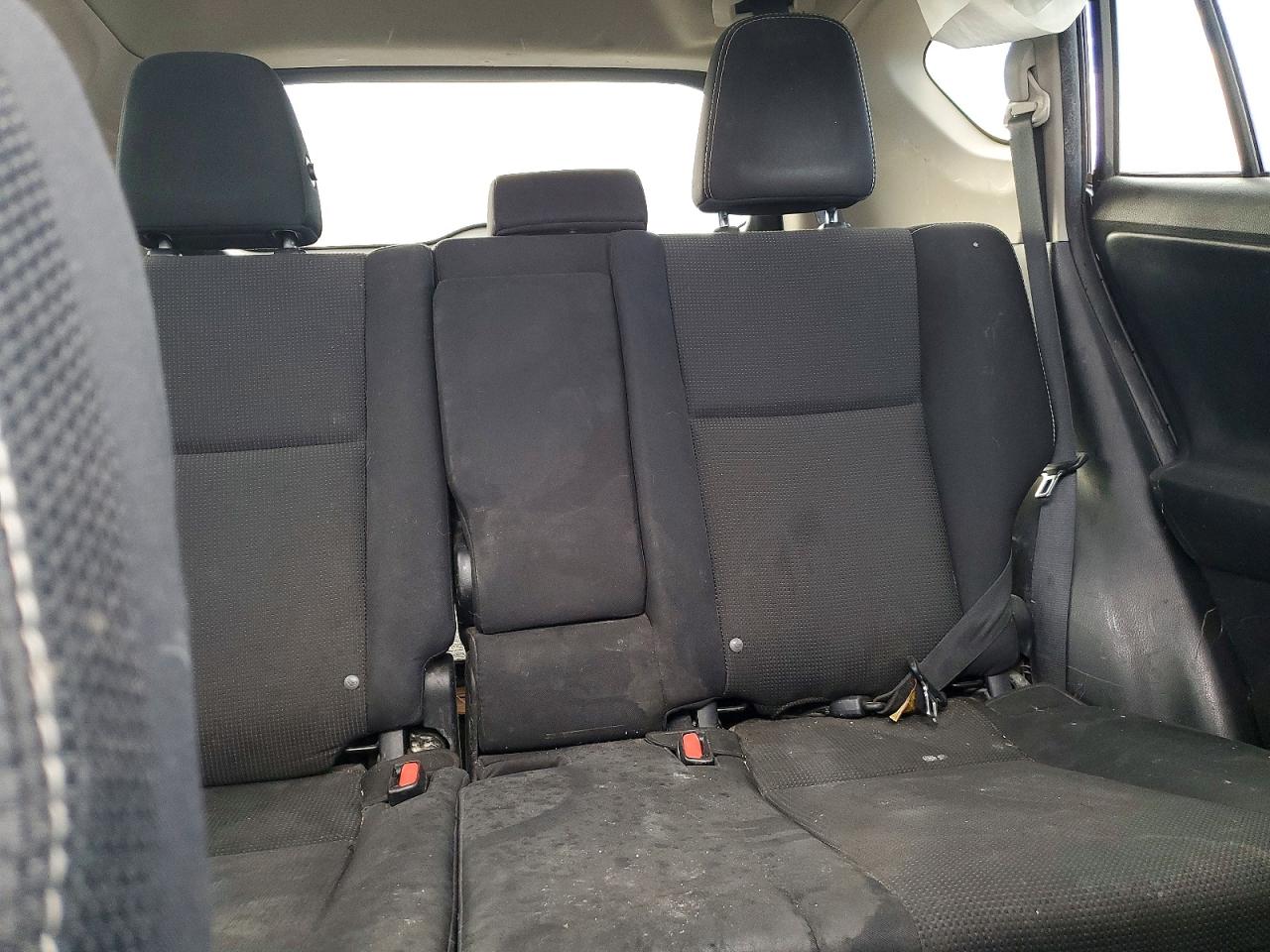 2018 TOYOTA RAV4 XLE photo 19