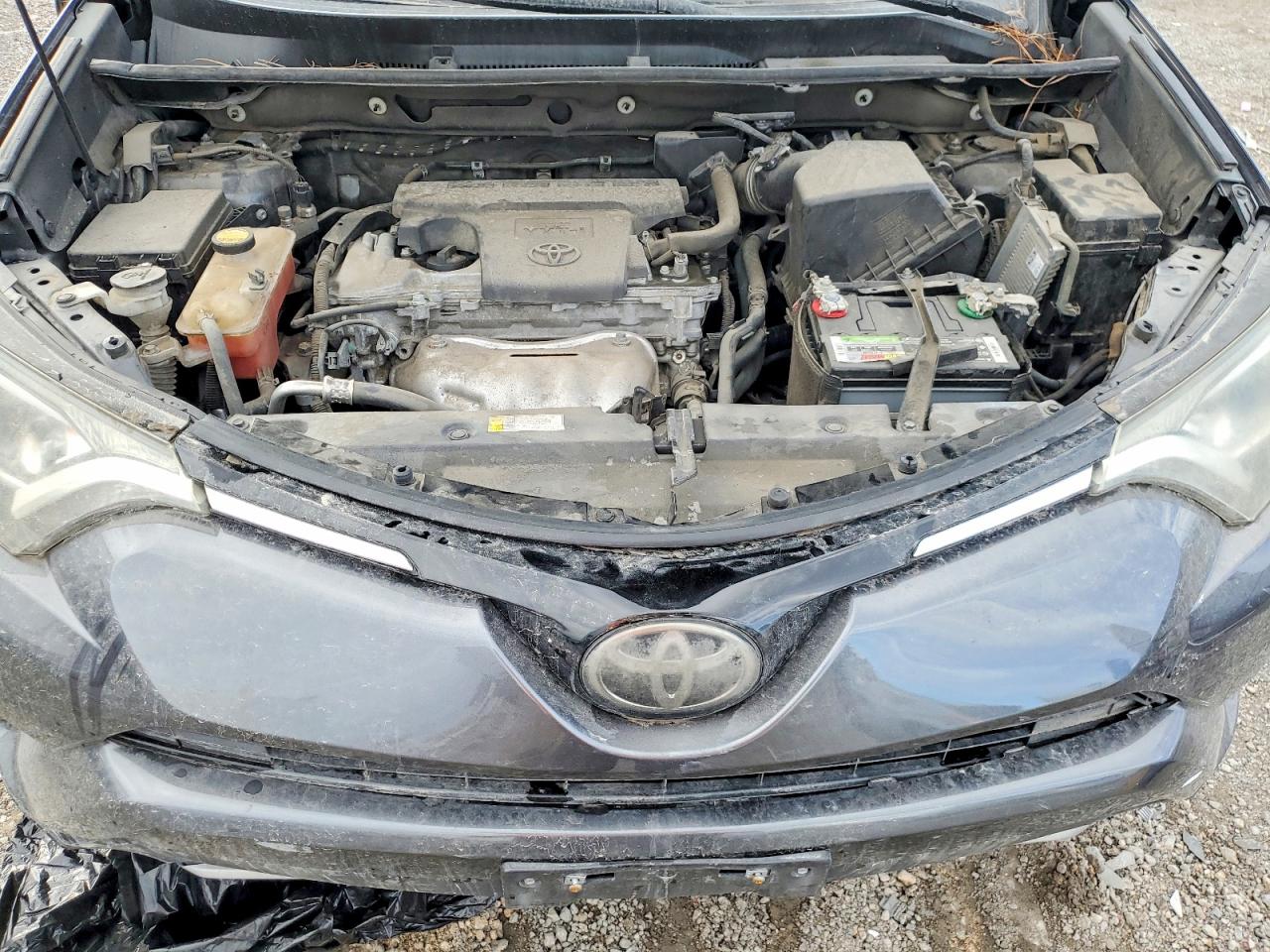 2018 TOYOTA RAV4 XLE photo 23