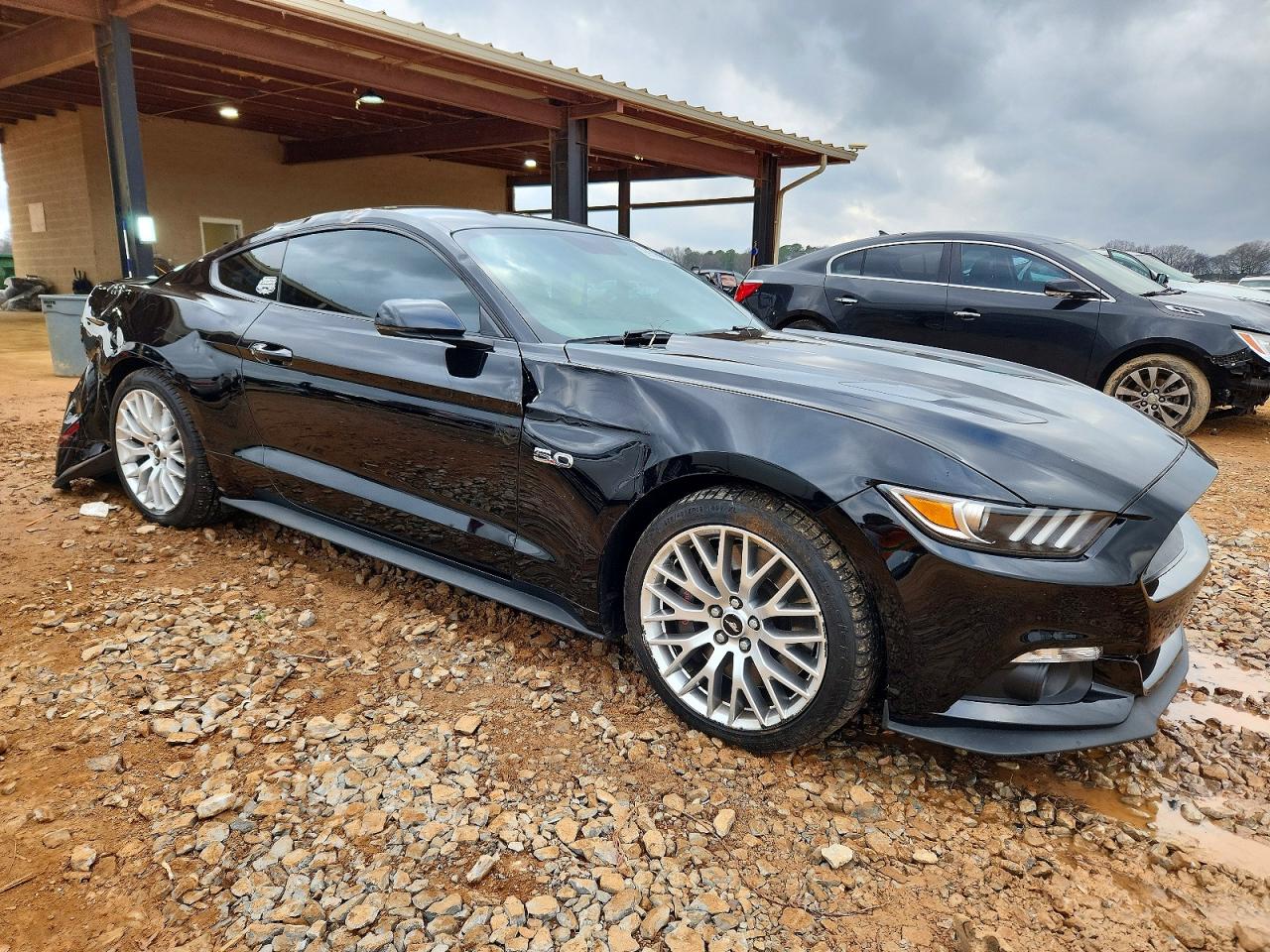 2017 FORD MUSTANG GT photo 4