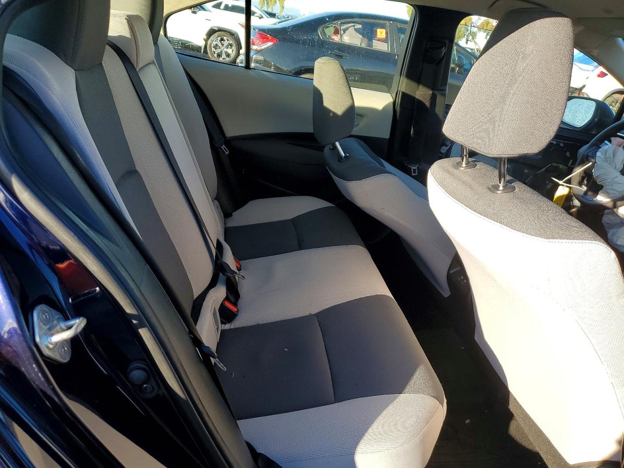 2023 TOYOTA COROLLA LE photo 10