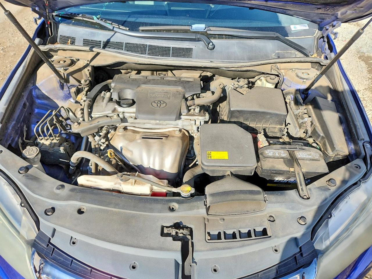 2015 TOYOTA CAMRY LE photo 21