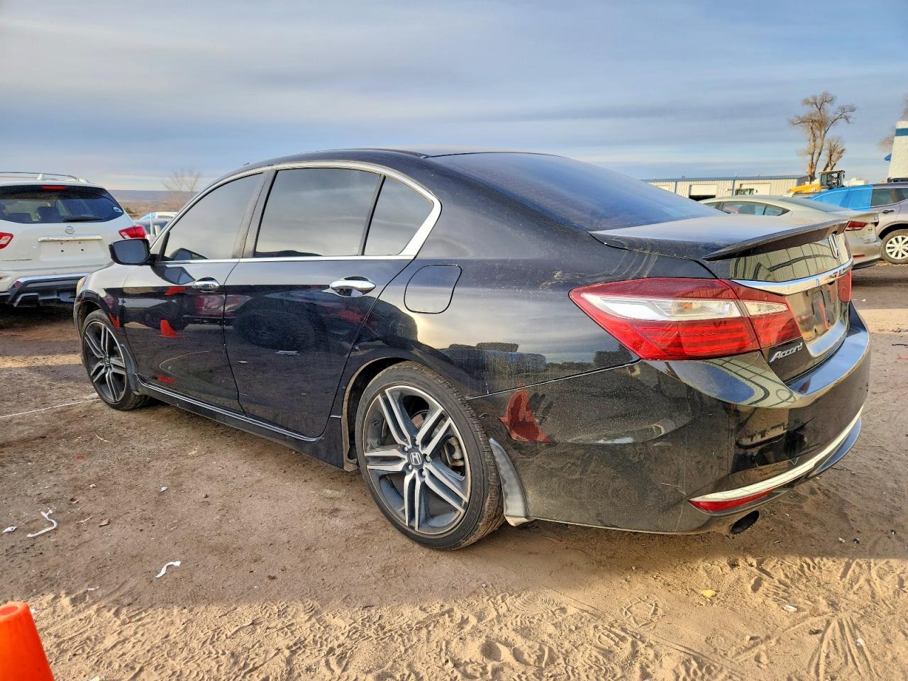 2017 HONDA ACCORD SPORT photo 2
