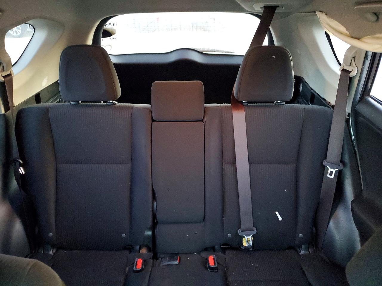 2017 TOYOTA RAV4 LE photo 10