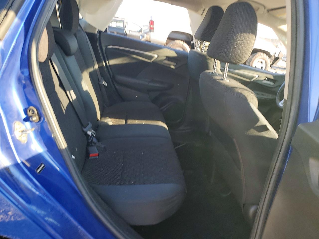 2016 HONDA FIT LX photo 10