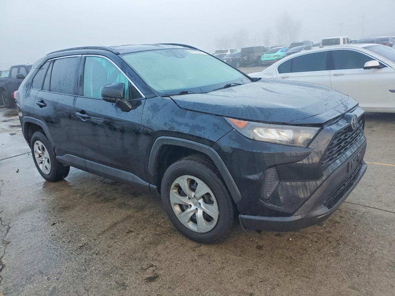 2021 TOYOTA RAV4 LE photo 7