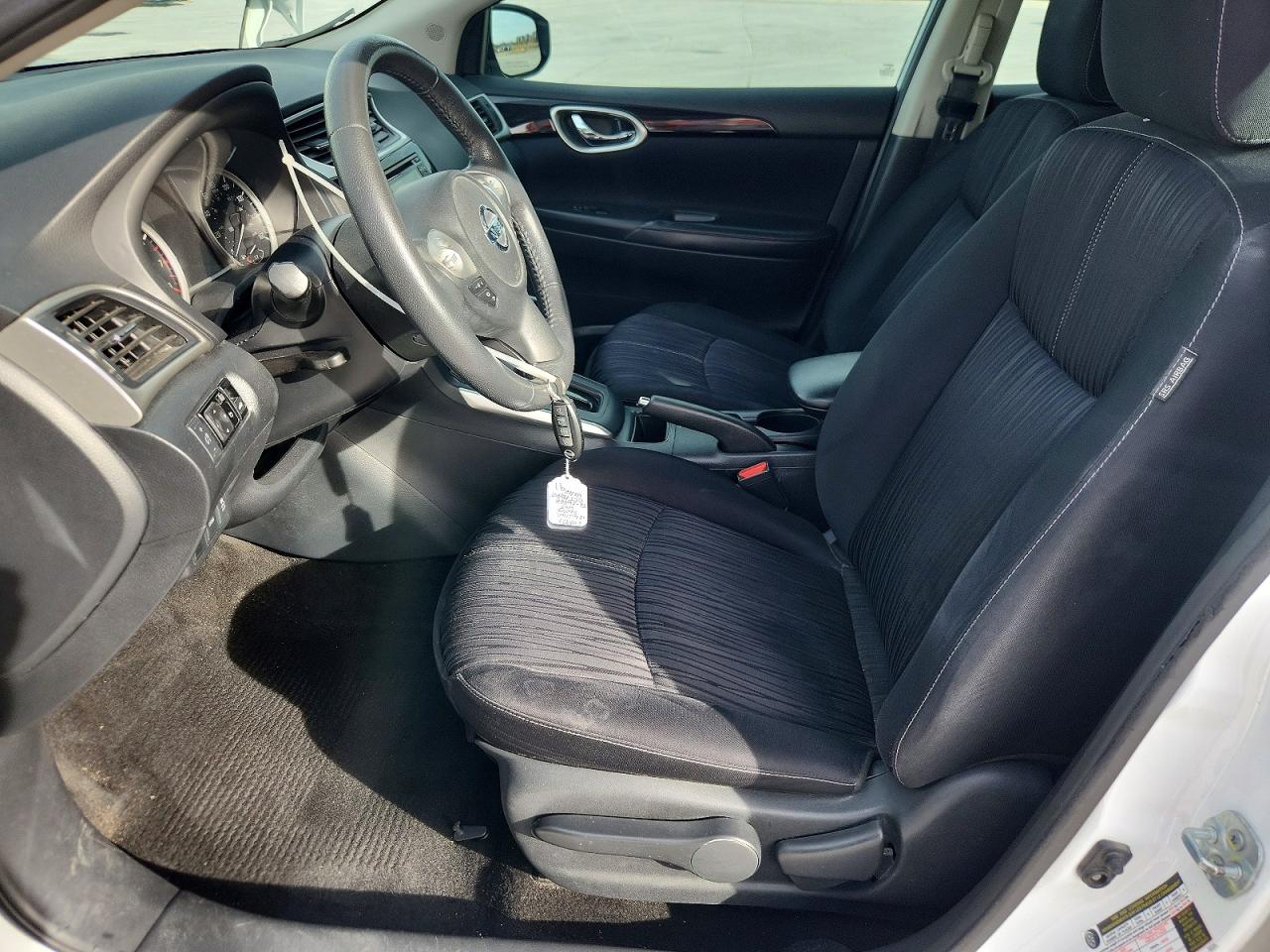 2016 NISSAN SENTRA SV photo 7