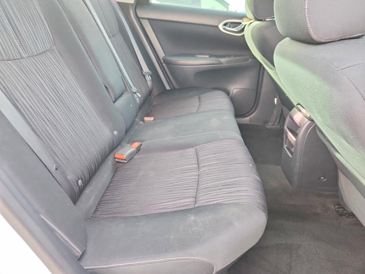 2016 NISSAN SENTRA SV photo 10