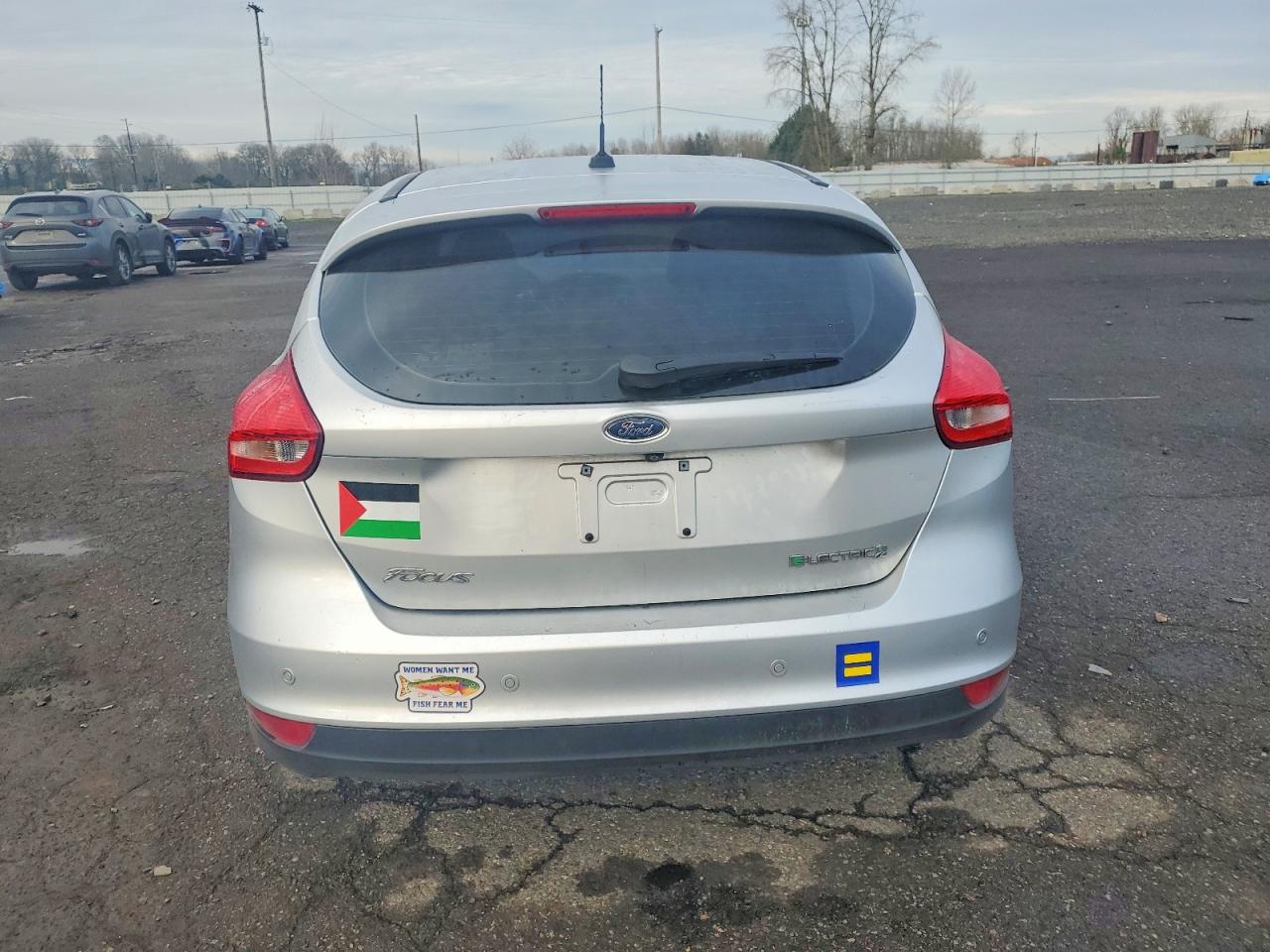 2017 FORD FOCUS BEV photo 6