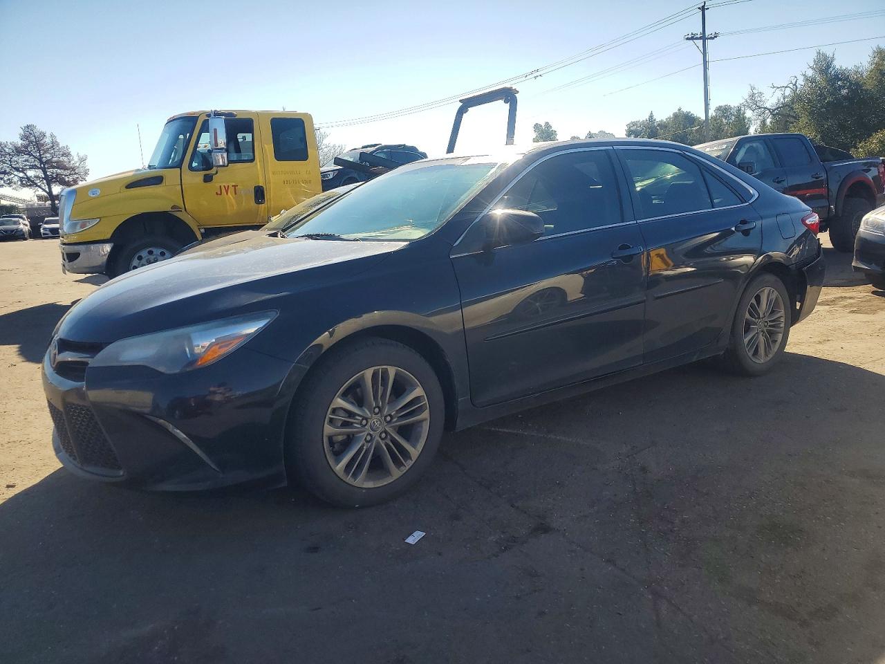 2015 TOYOTA CAMRY