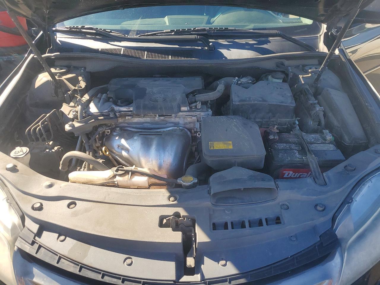 2015 TOYOTA CAMRY LE photo 11