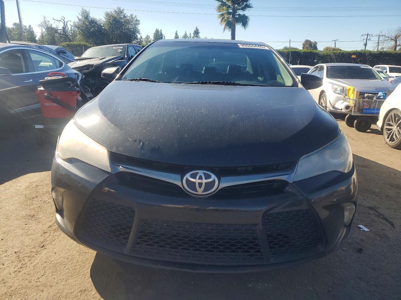 2015 TOYOTA CAMRY LE photo 5