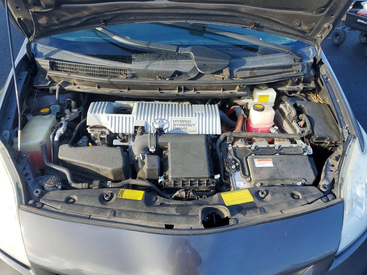 2013 TOYOTA PRIUS photo 11