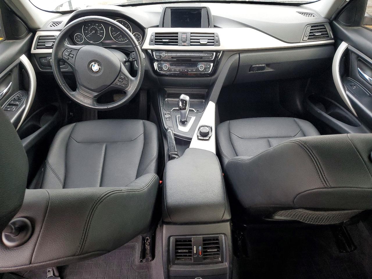 2018 BMW 320 I photo 8