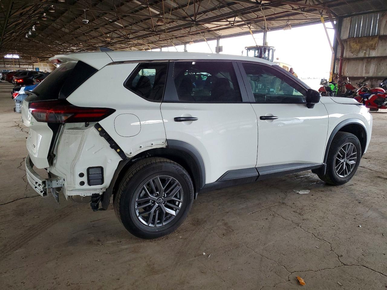 2023 NISSAN ROGUE S photo 3