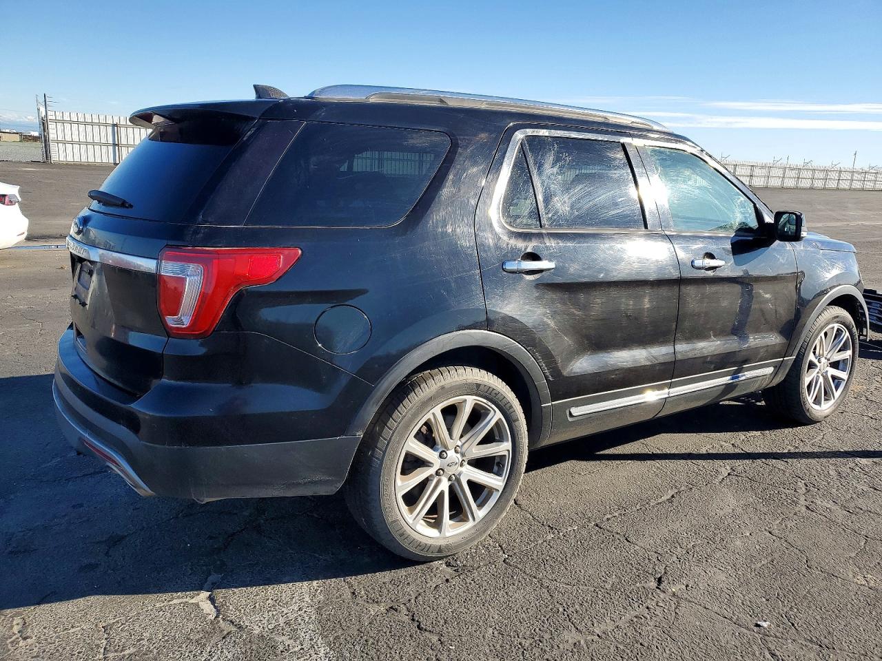 2016 FORD EXPLORER LIMITED photo 3
