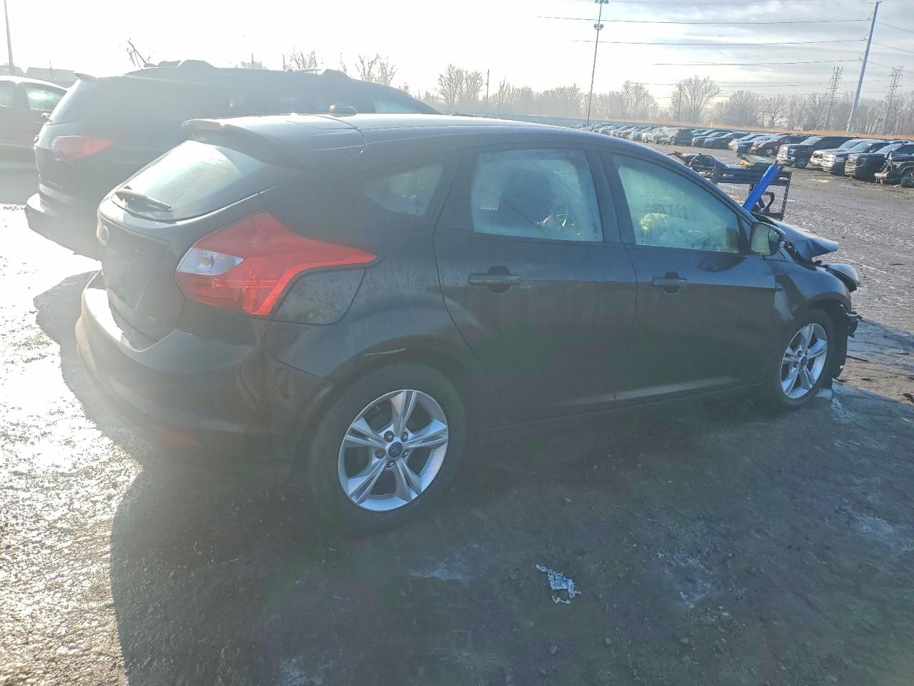 2014 FORD FOCUS SE photo 3
