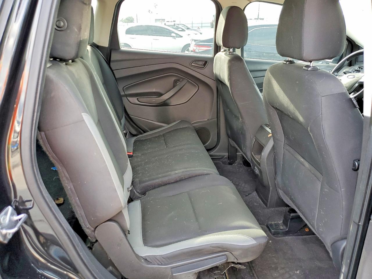 2015 FORD ESCAPE S photo 11