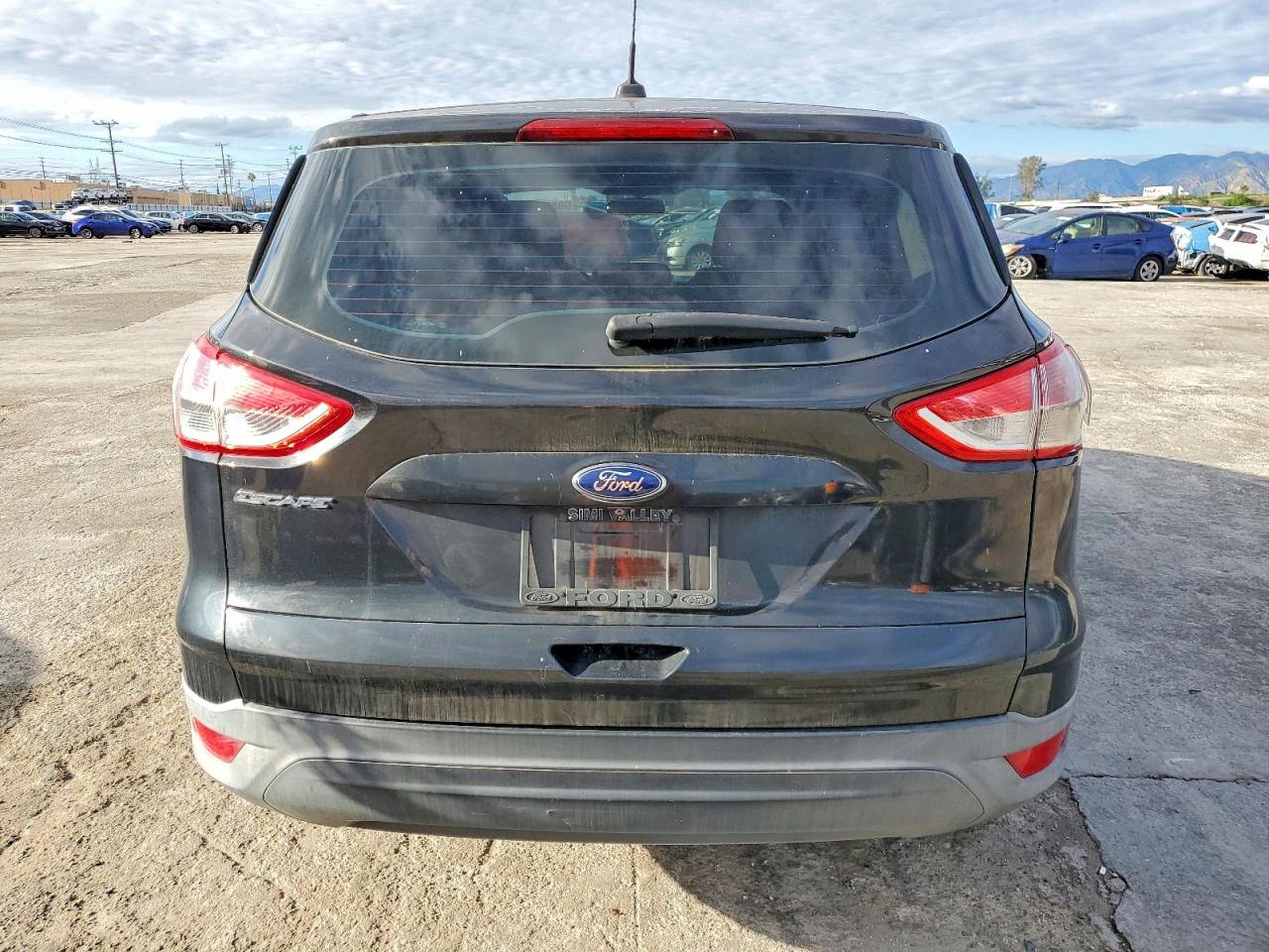 2015 FORD ESCAPE S photo 6