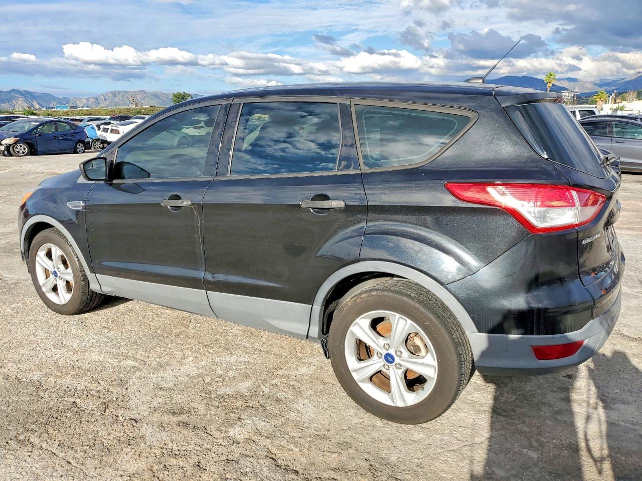2015 FORD ESCAPE S photo 2