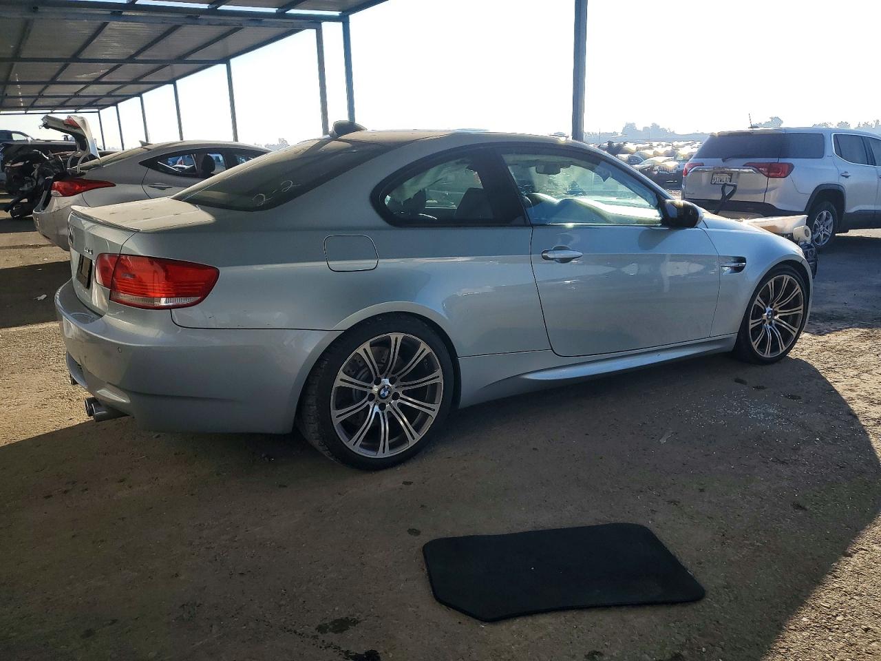 2008 BMW M3 photo 3