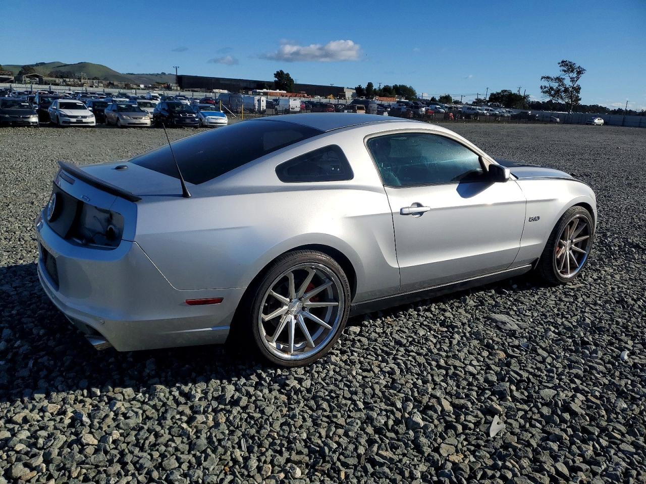 2014 FORD MUSTANG GT photo 3
