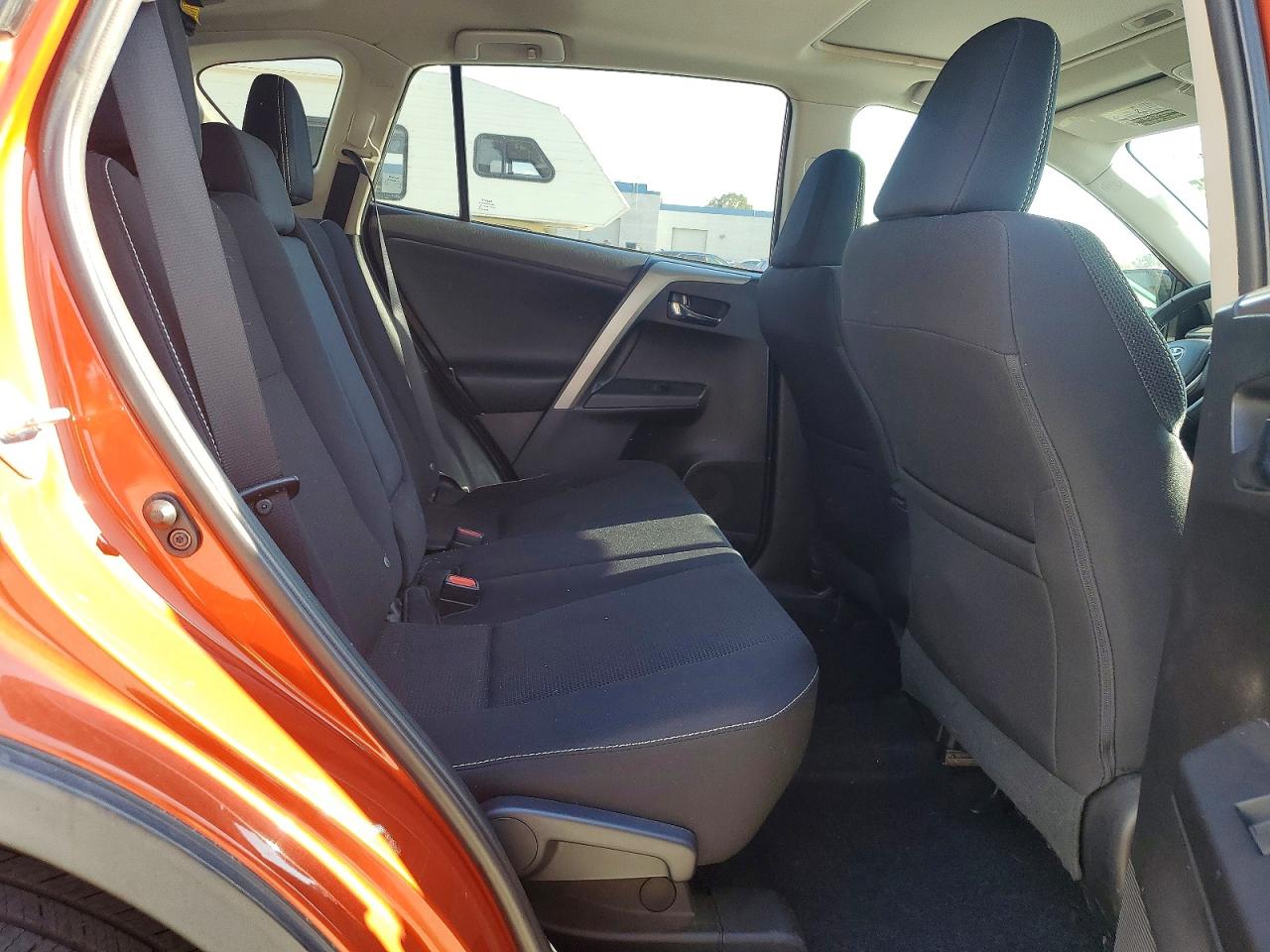 2016 TOYOTA RAV4 XLE photo 11