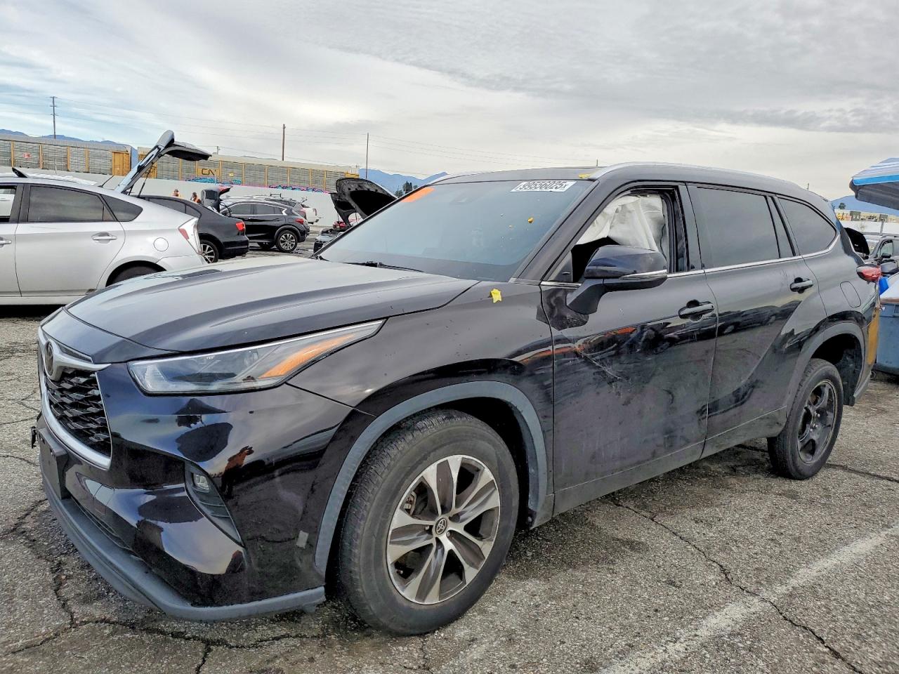 2021 TOYOTA HIGHLANDER