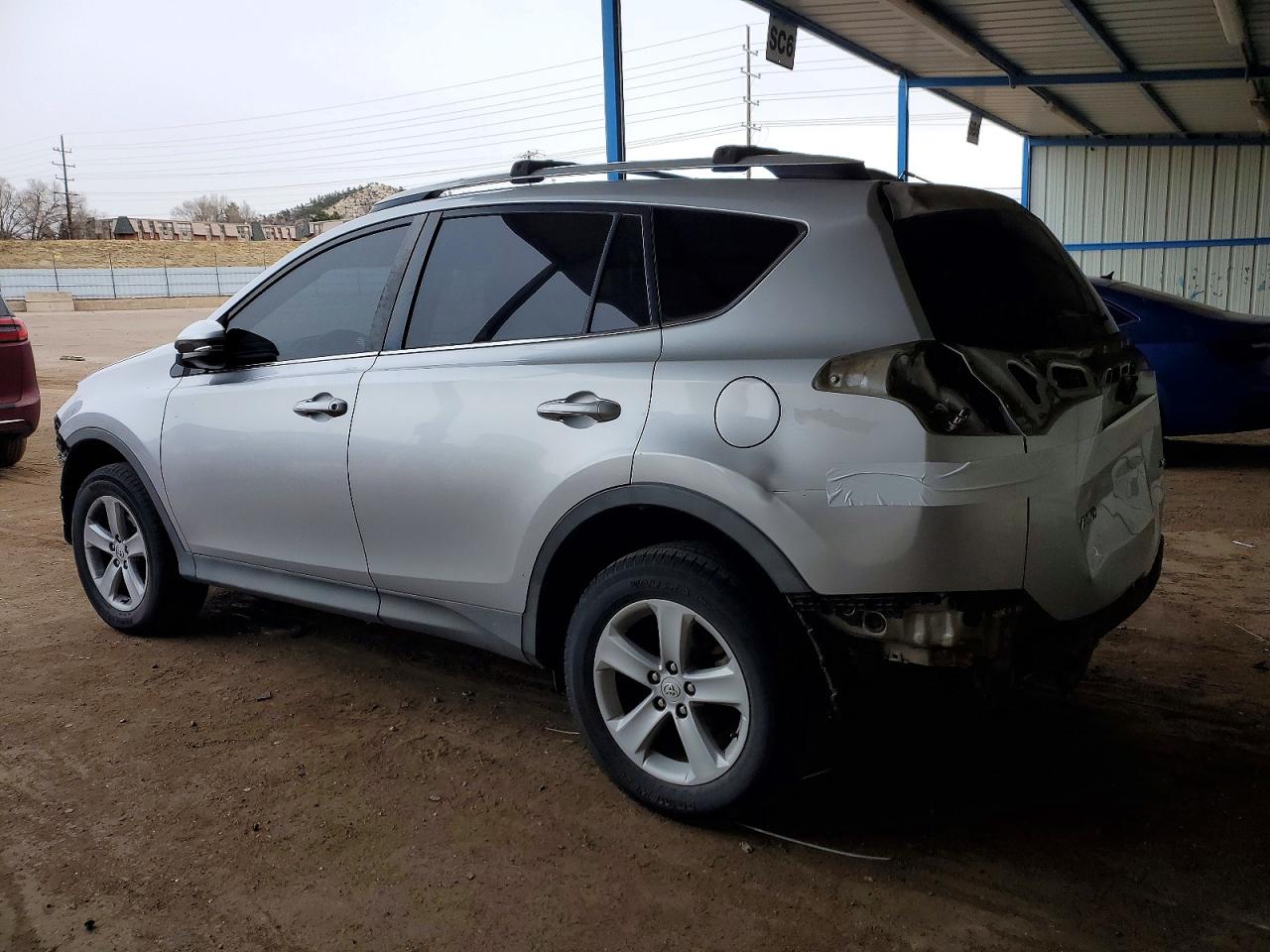 2013 TOYOTA RAV4 XLE photo 2