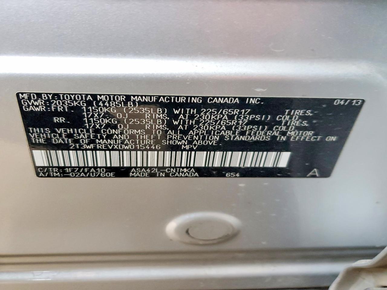 2013 TOYOTA RAV4 XLE photo 12