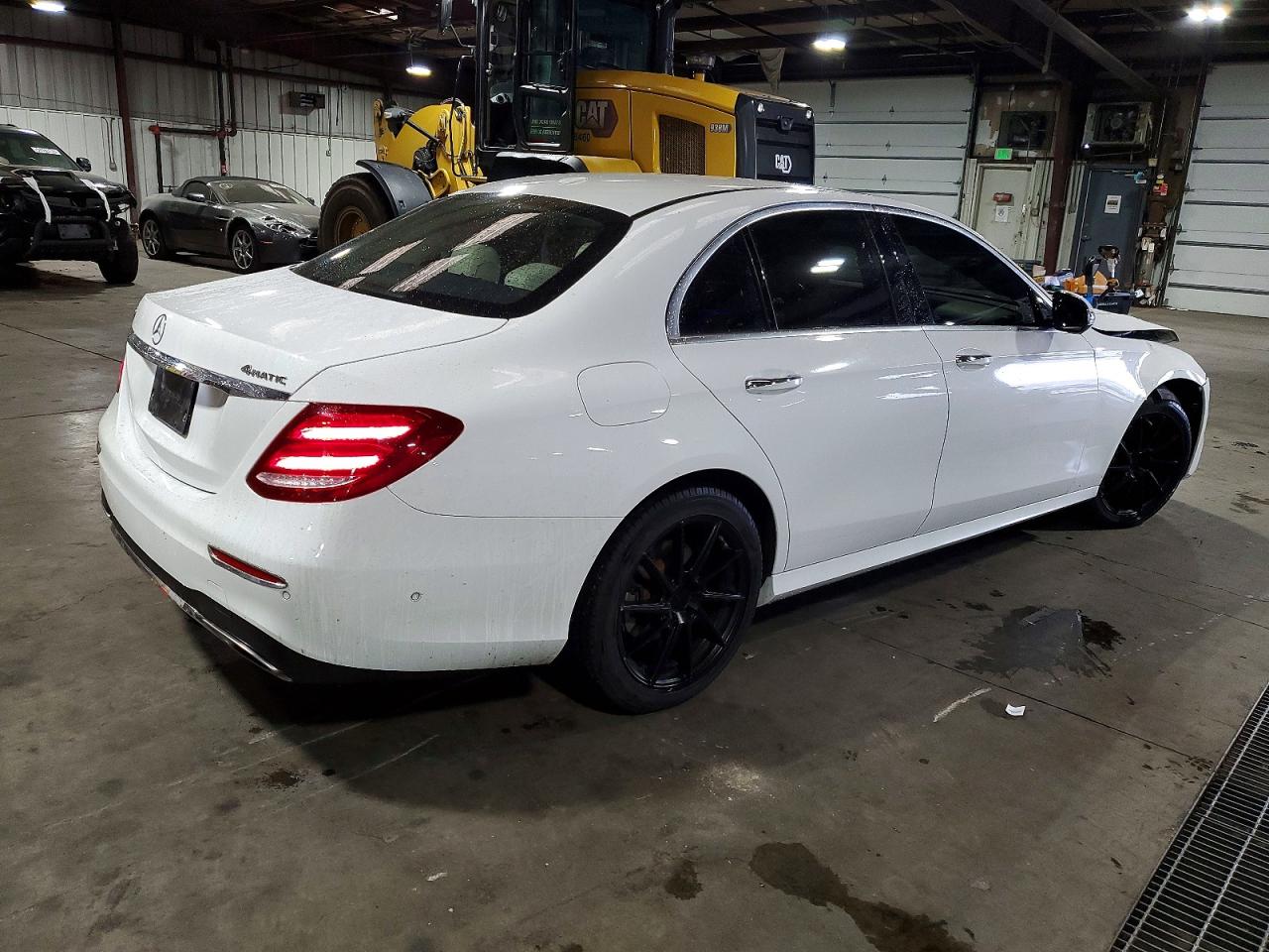 2018 MERCEDES-BENZ E 300 4MATIC photo 3