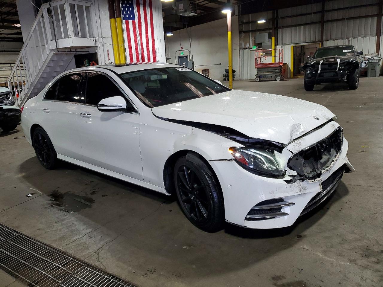 2018 MERCEDES-BENZ E 300 4MATIC photo 4