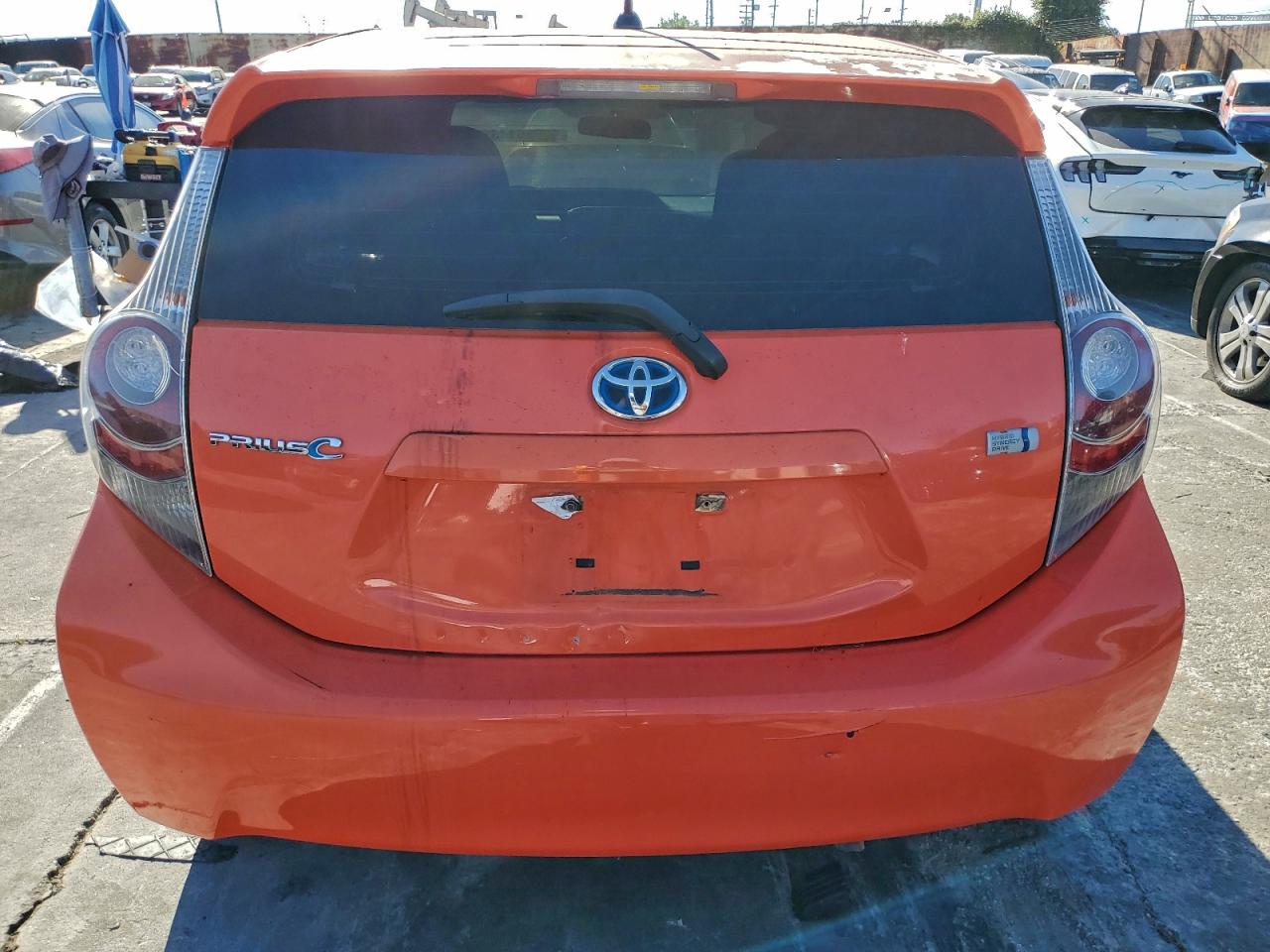 2012 TOYOTA PRIUS C photo 6