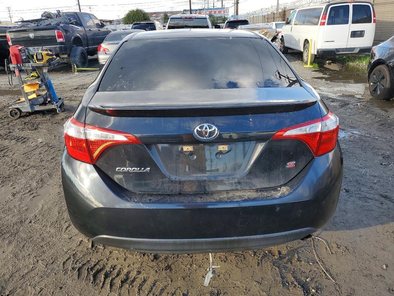 2016 TOYOTA COROLLA L photo 6