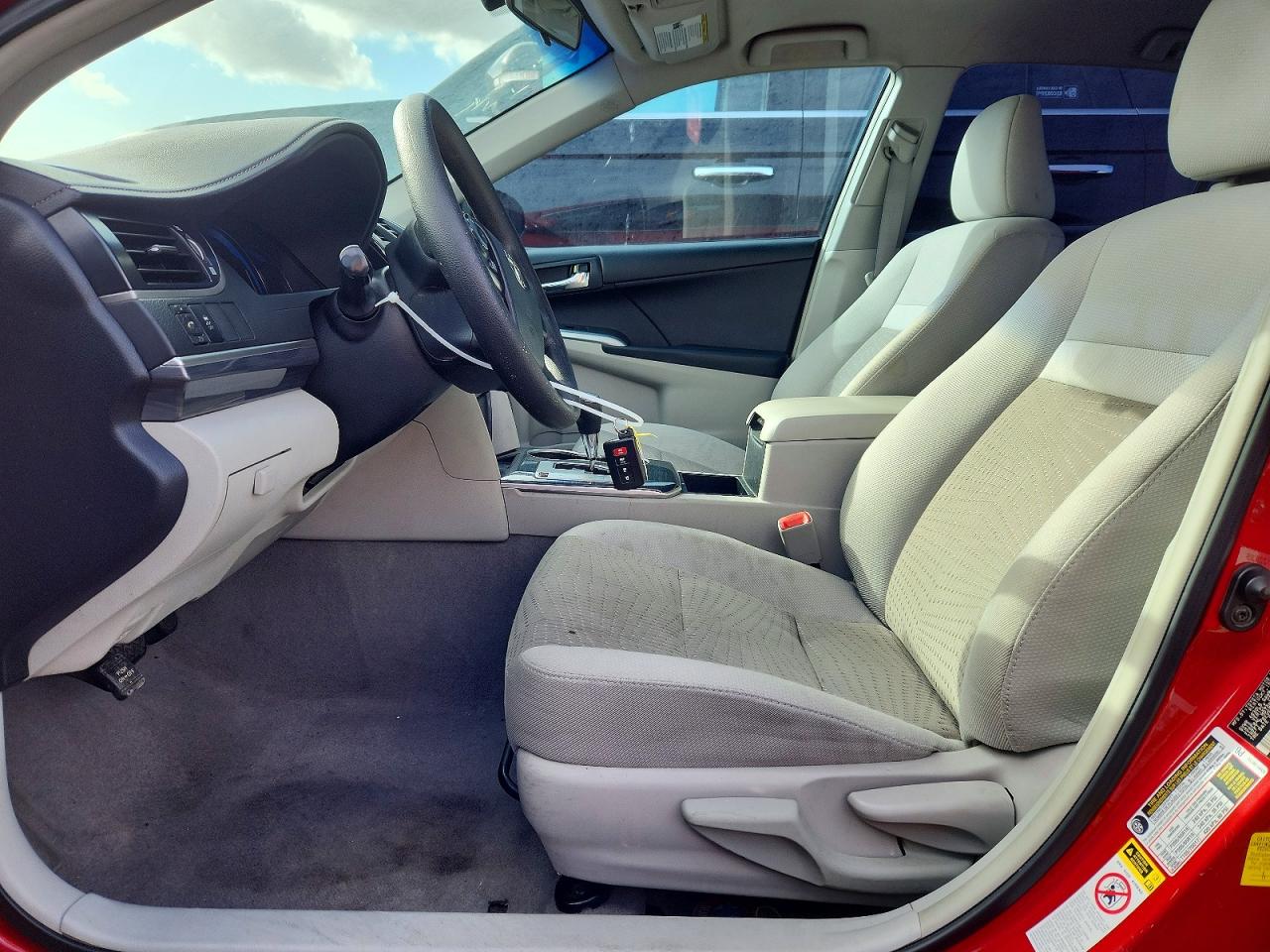 2012 TOYOTA CAMRY HYBRID photo 7