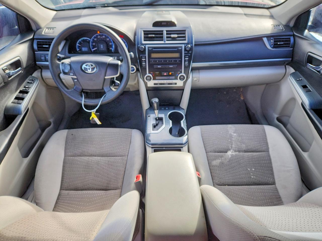2012 TOYOTA CAMRY HYBRID photo 8