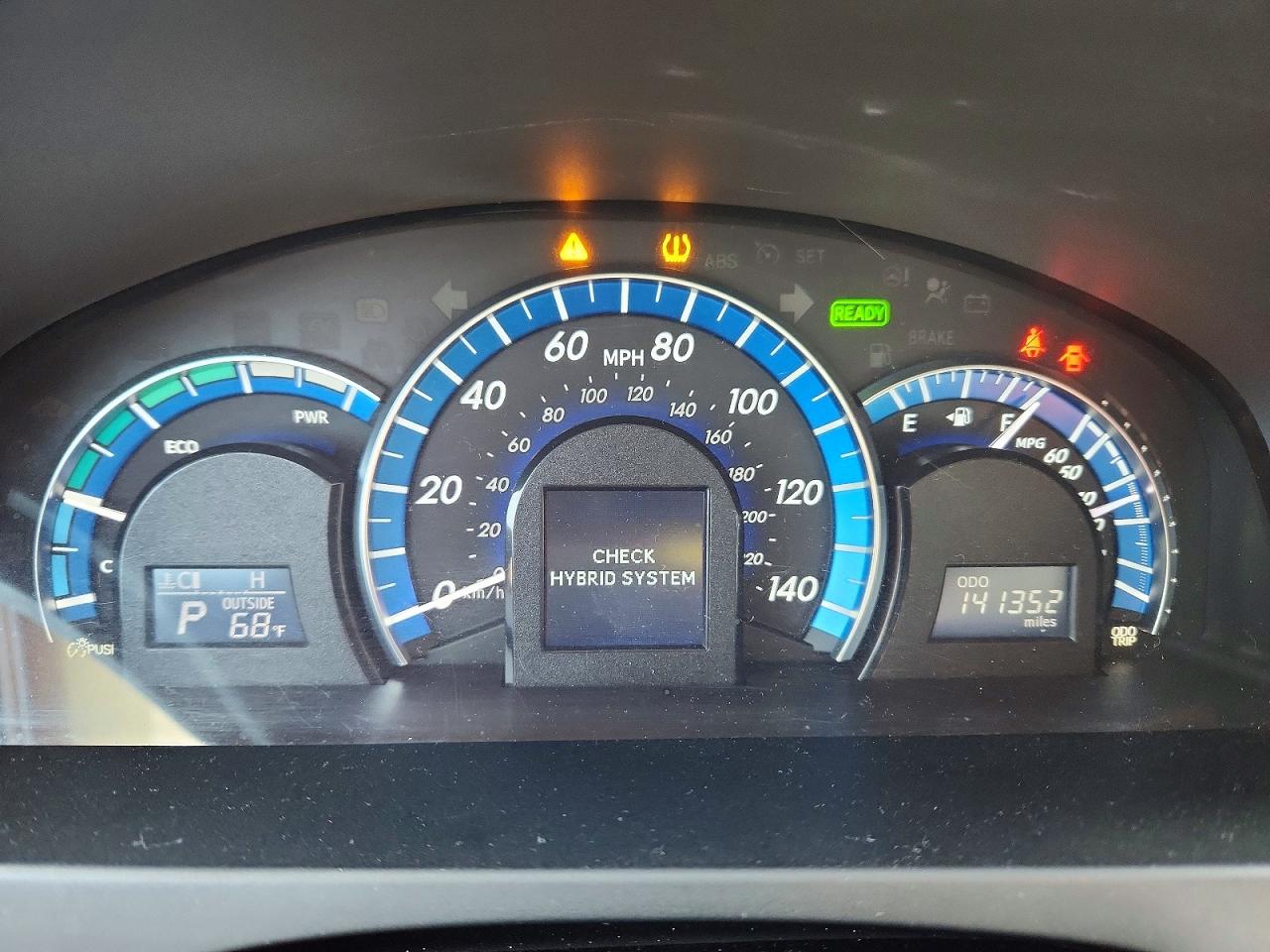 2012 TOYOTA CAMRY HYBRID photo 9