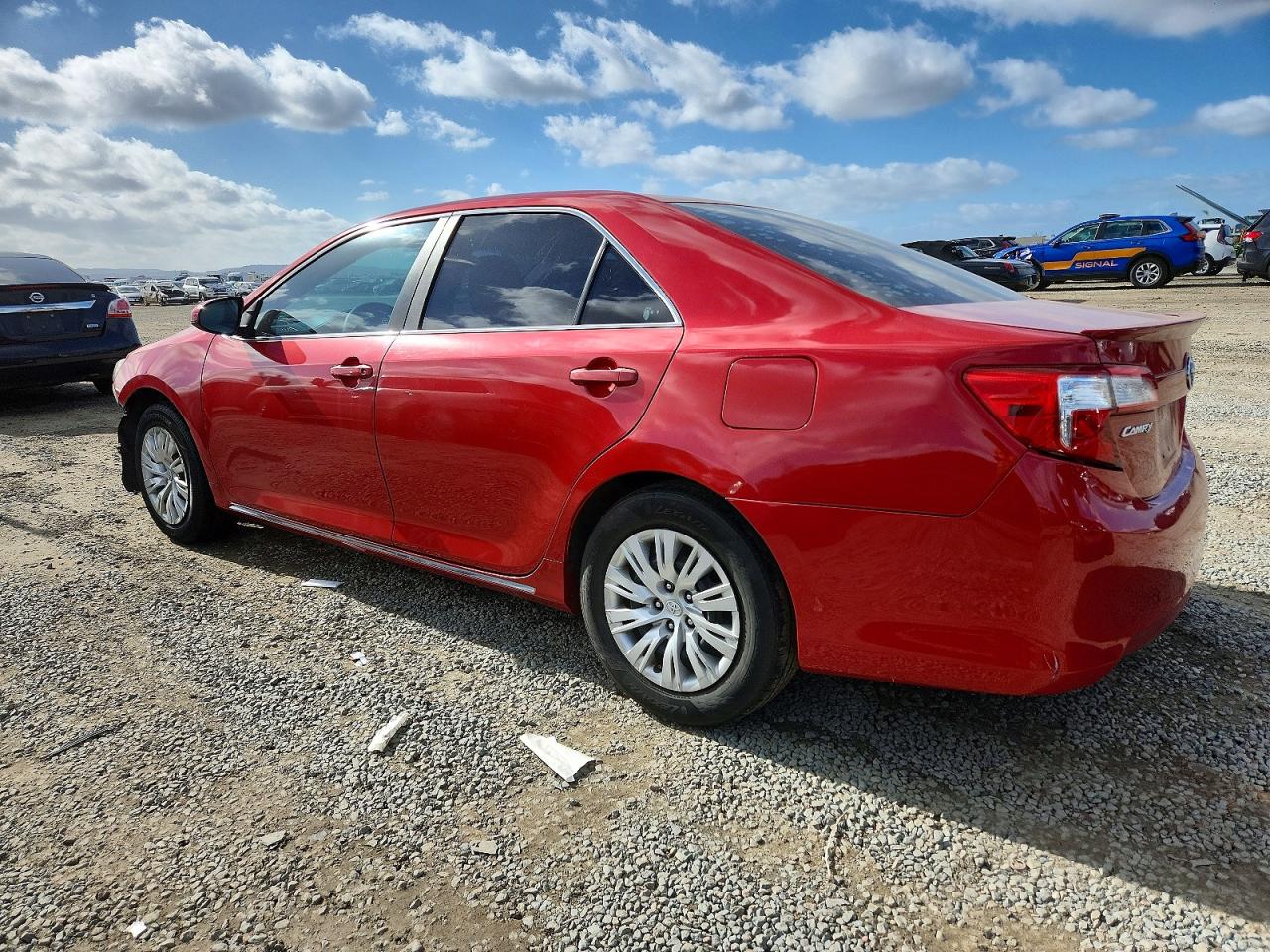 2012 TOYOTA CAMRY HYBRID photo 2