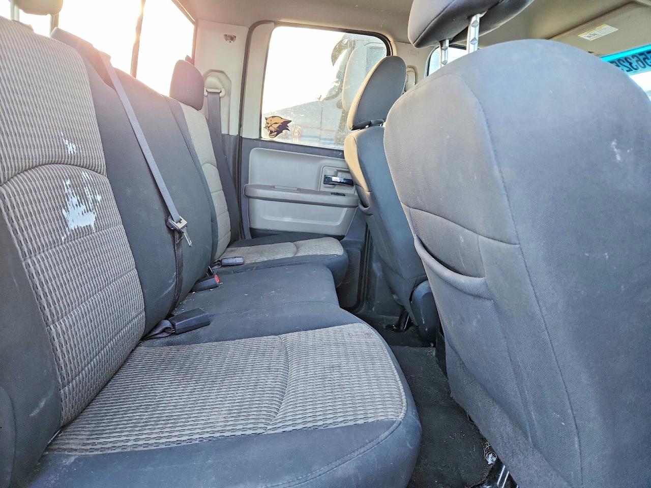 2010 DODGE RAM 1500 photo 10