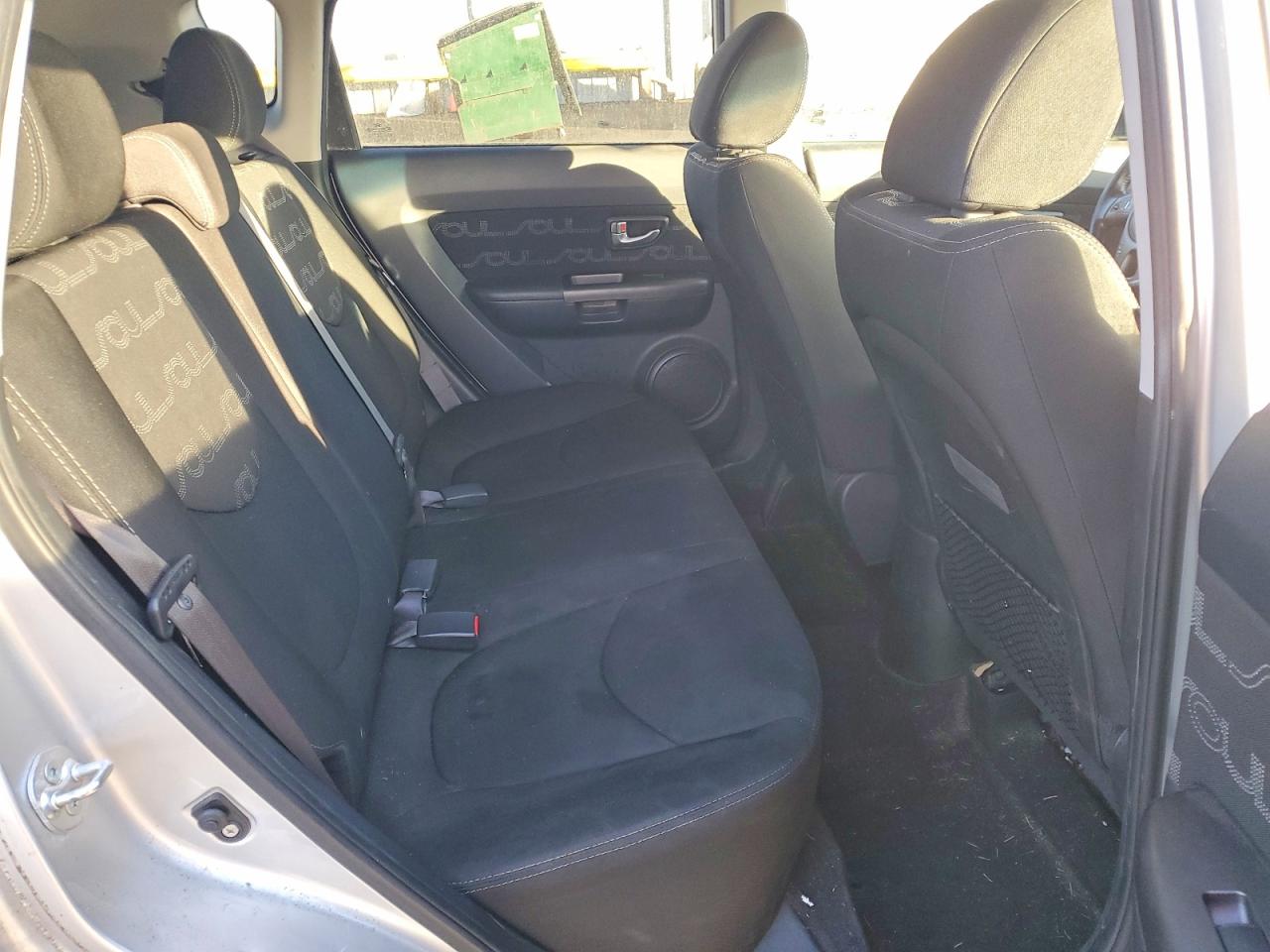 2013 KIA SOUL + photo 19