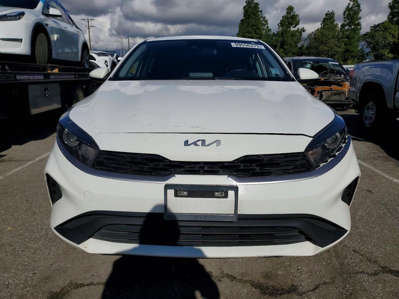 2023 KIA FORTE LX photo 5