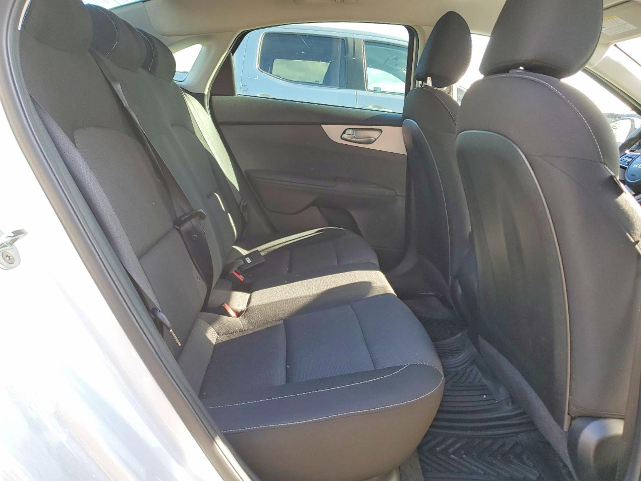 2023 KIA FORTE LX photo 10