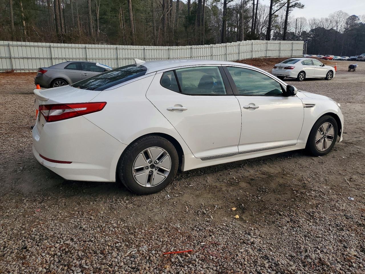 2012 KIA OPTIMA HYBRID photo 3