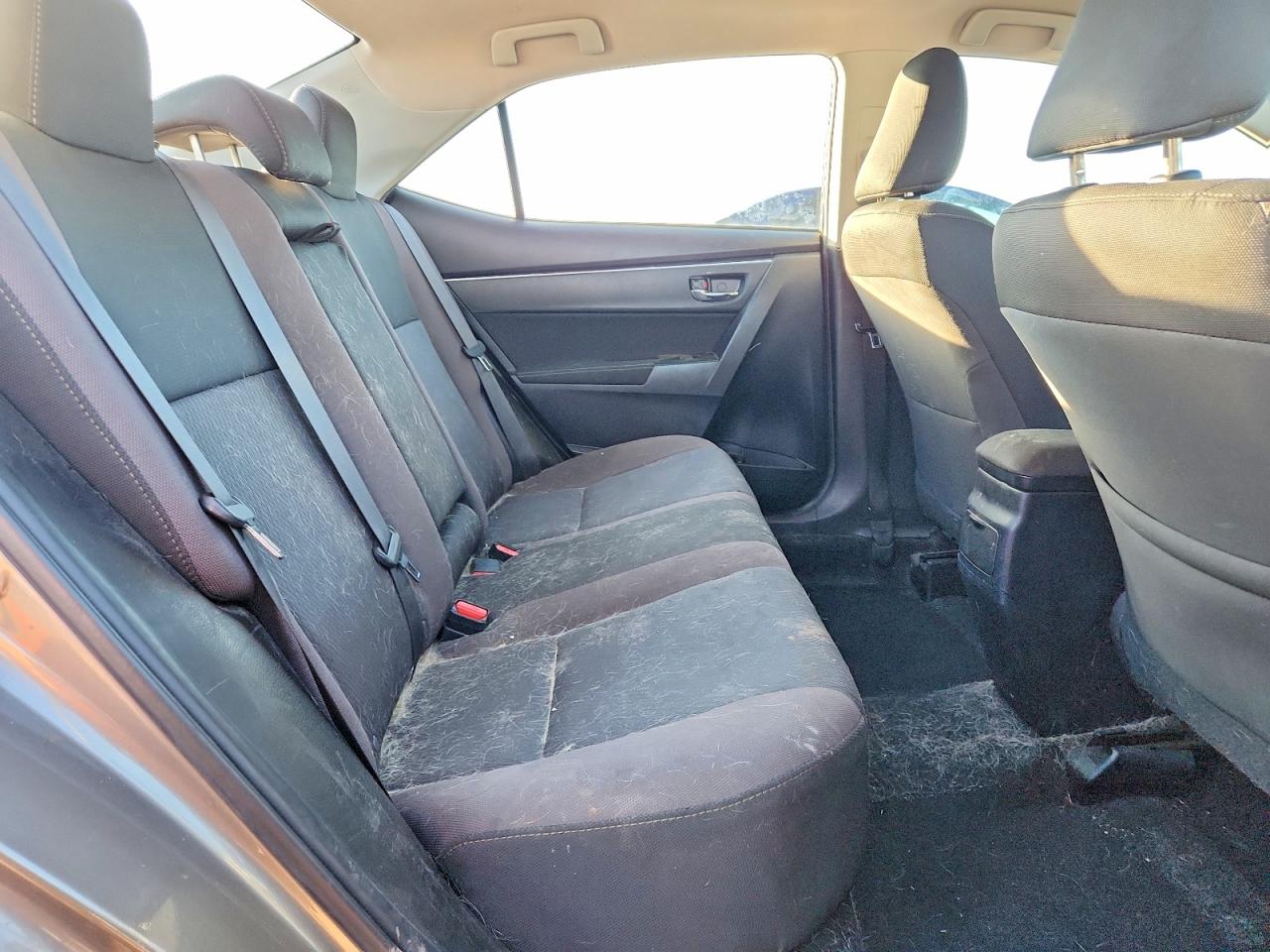 2017 TOYOTA COROLLA L photo 10