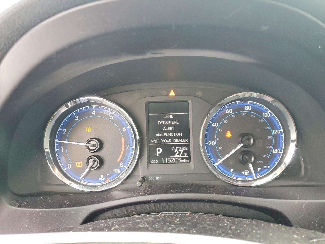 2019 TOYOTA COROLLA L photo 9