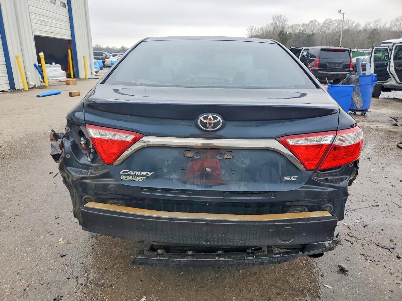 2016 TOYOTA CAMRY LE photo 6