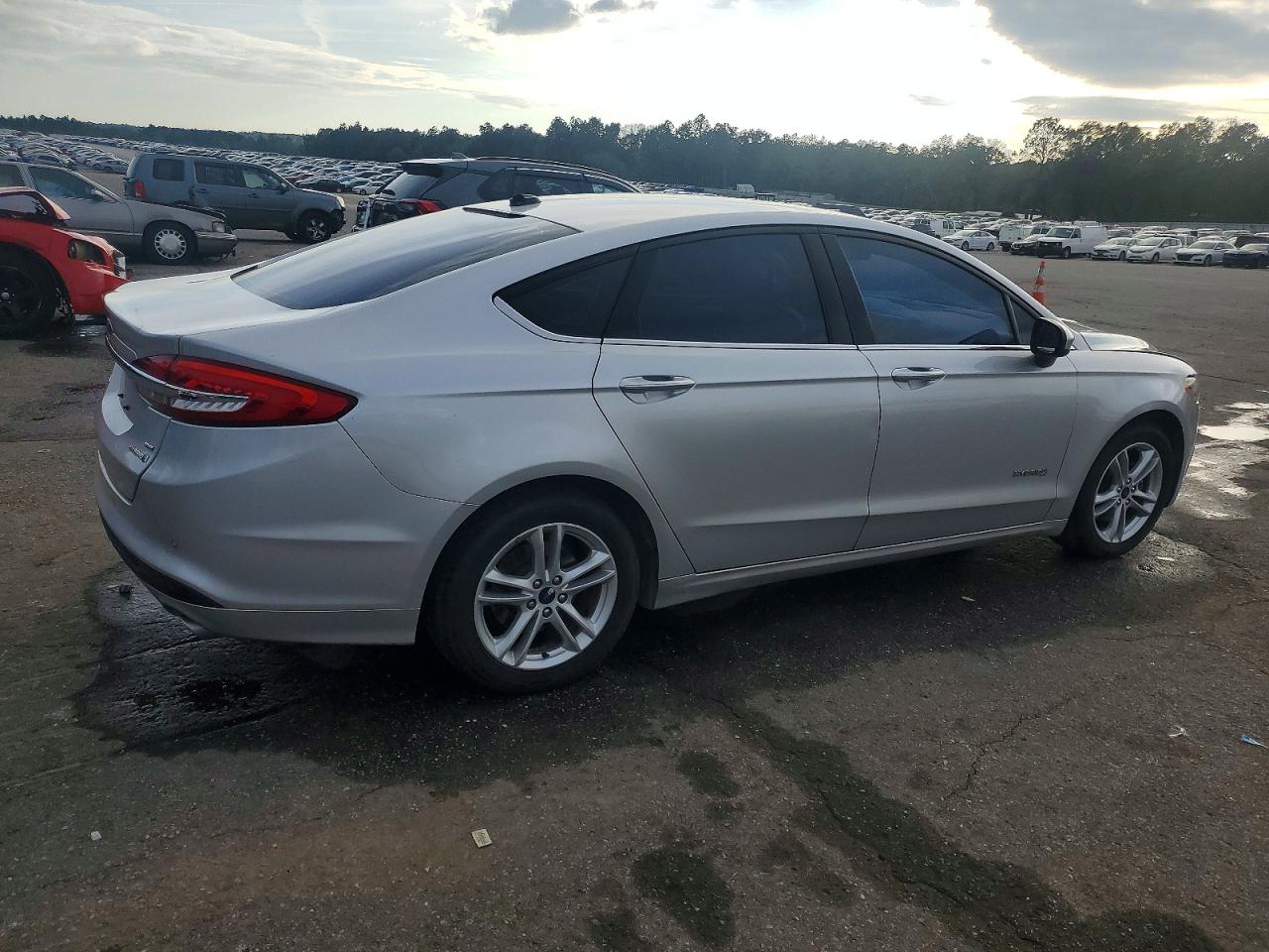 2018 FORD FUSION SE HYBRID photo 3